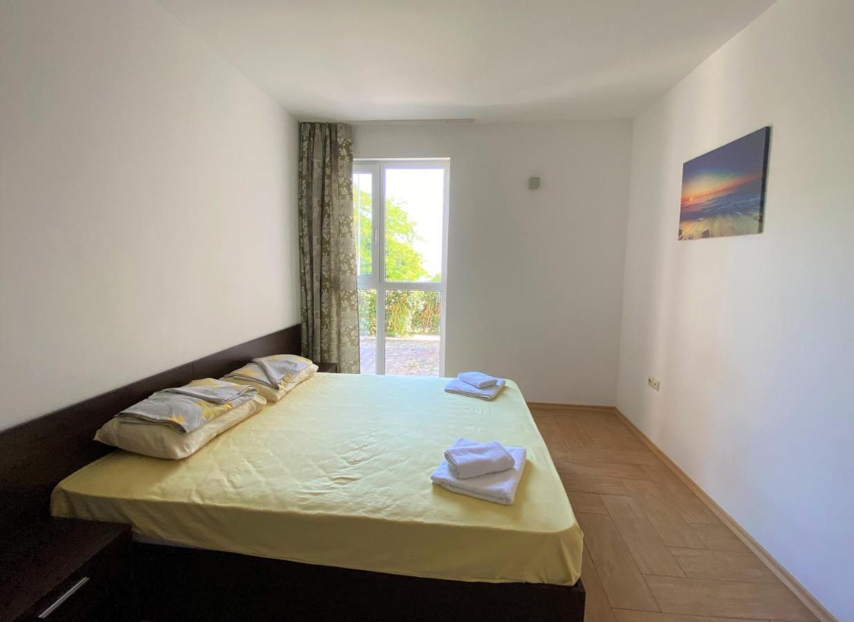 Panorama Kabakum Apartments - Free Parking ゴールデンサンド エクステリア 写真