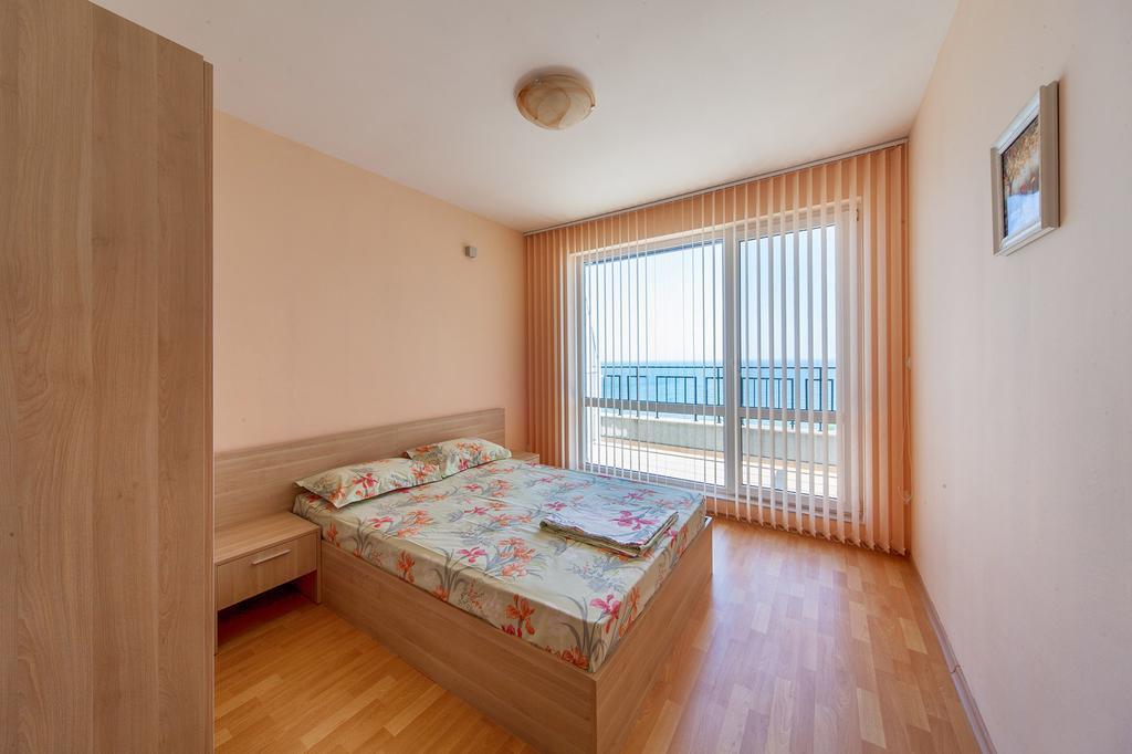 Panorama Kabakum Apartments - Free Parking ゴールデンサンド エクステリア 写真