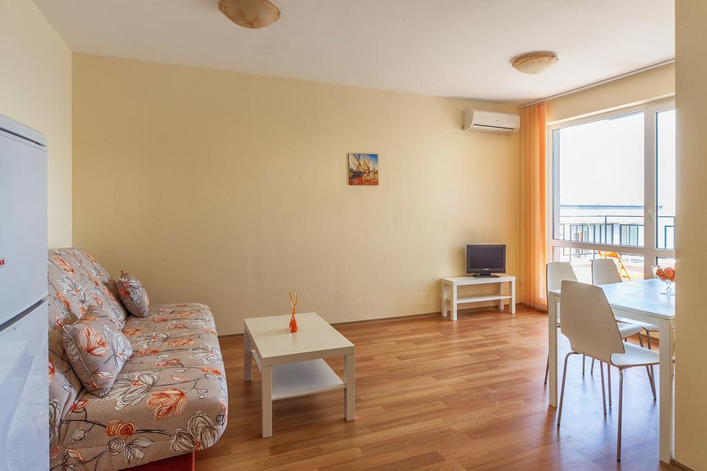 Panorama Kabakum Apartments - Free Parking ゴールデンサンド エクステリア 写真