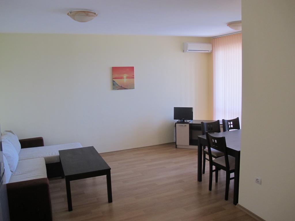 Panorama Kabakum Apartments - Free Parking ゴールデンサンド エクステリア 写真