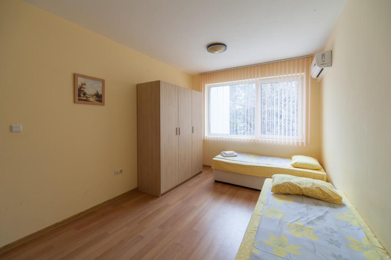 Panorama Kabakum Apartments - Free Parking ゴールデンサンド エクステリア 写真