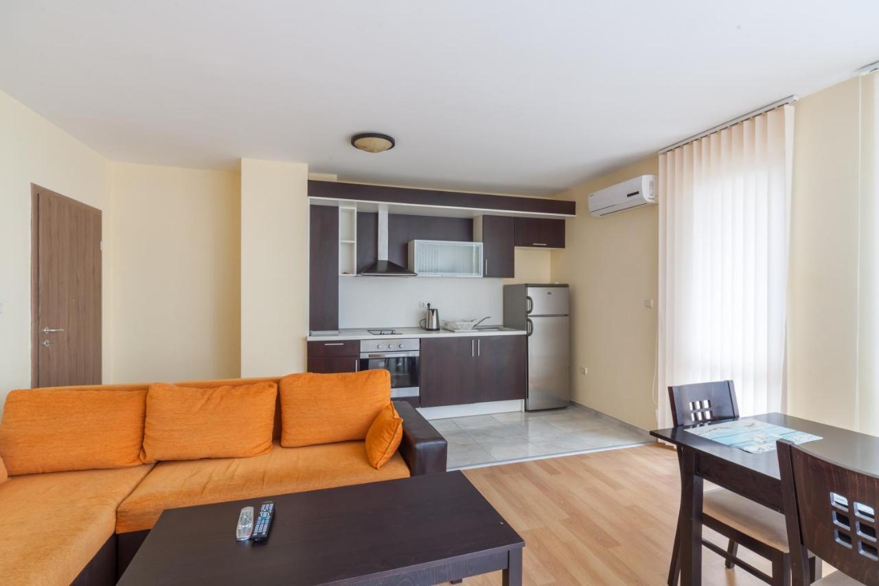 Panorama Kabakum Apartments - Free Parking ゴールデンサンド エクステリア 写真