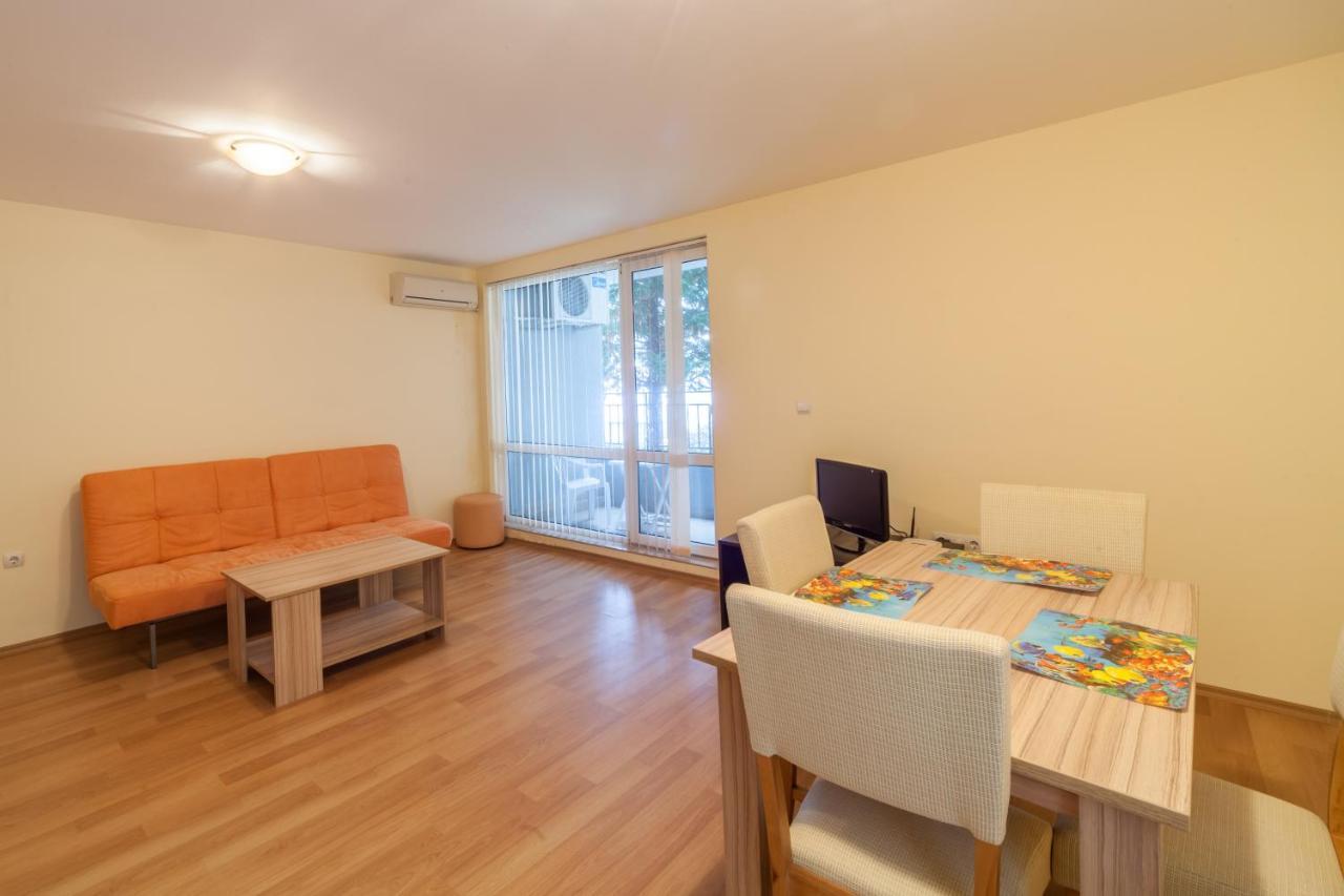 Panorama Kabakum Apartments - Free Parking ゴールデンサンド エクステリア 写真