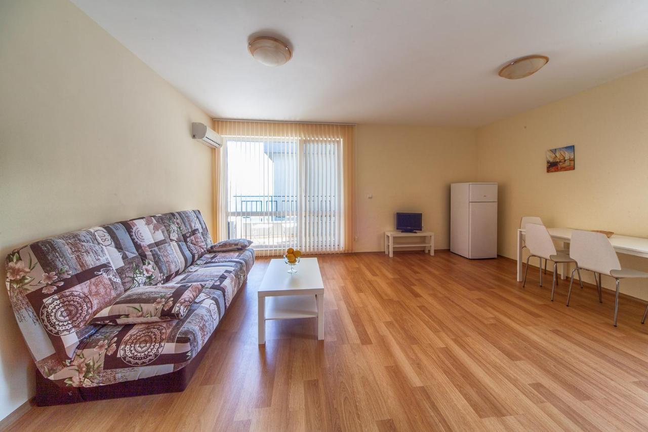 Panorama Kabakum Apartments - Free Parking ゴールデンサンド エクステリア 写真