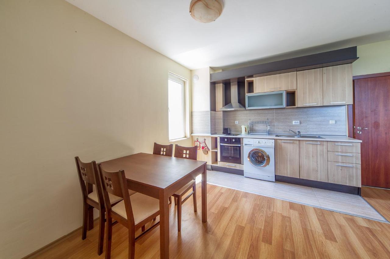Panorama Kabakum Apartments - Free Parking ゴールデンサンド エクステリア 写真
