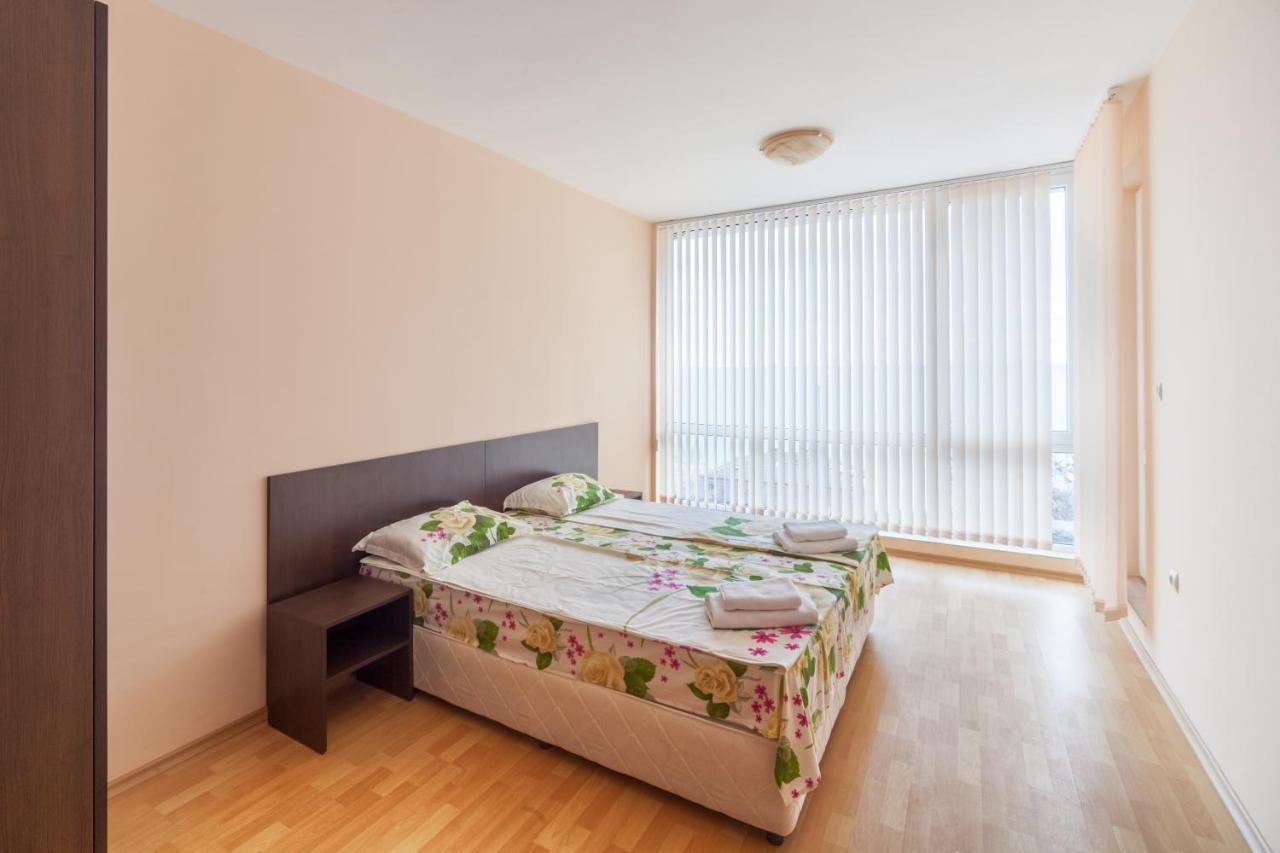 Panorama Kabakum Apartments - Free Parking ゴールデンサンド エクステリア 写真