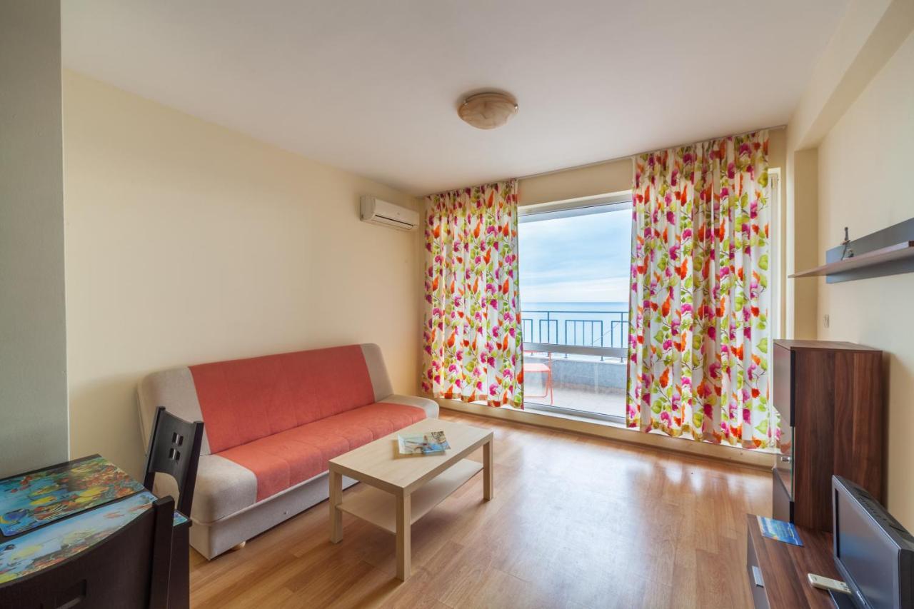 Panorama Kabakum Apartments - Free Parking ゴールデンサンド エクステリア 写真