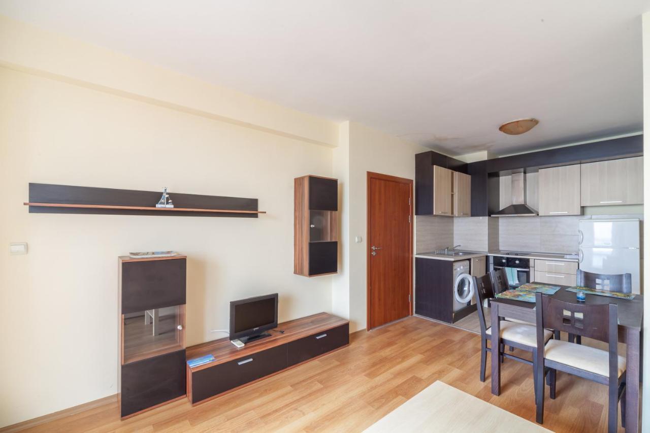 Panorama Kabakum Apartments - Free Parking ゴールデンサンド エクステリア 写真