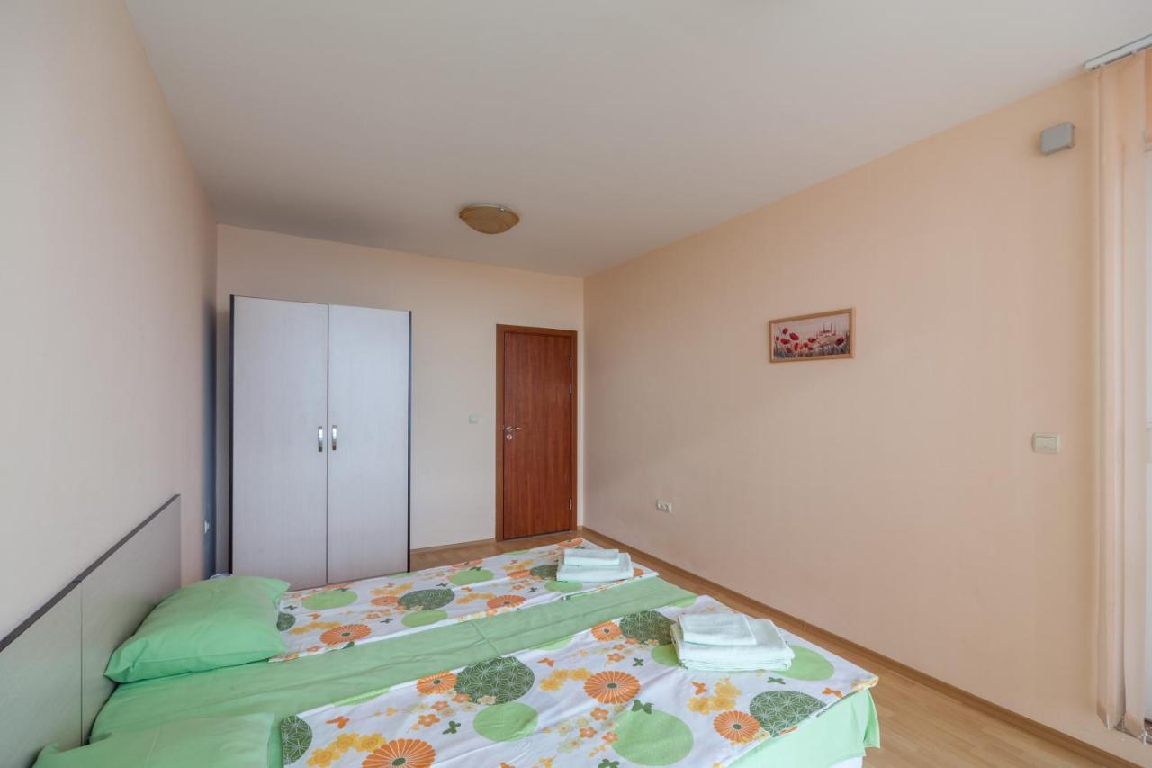 Panorama Kabakum Apartments - Free Parking ゴールデンサンド エクステリア 写真