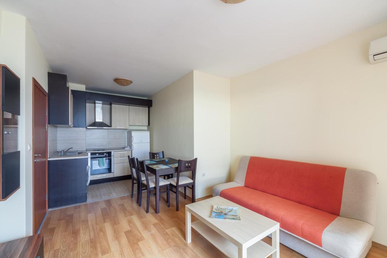 Panorama Kabakum Apartments - Free Parking ゴールデンサンド エクステリア 写真